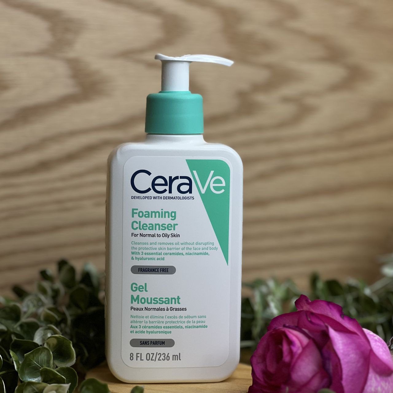 شوینده پوست چرب سراوی